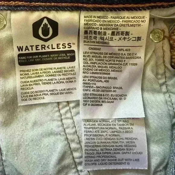 Women’s Levi’s 501 Button Fly Denim Cutoff Shorts - Size 29 - Picture 9 of 12